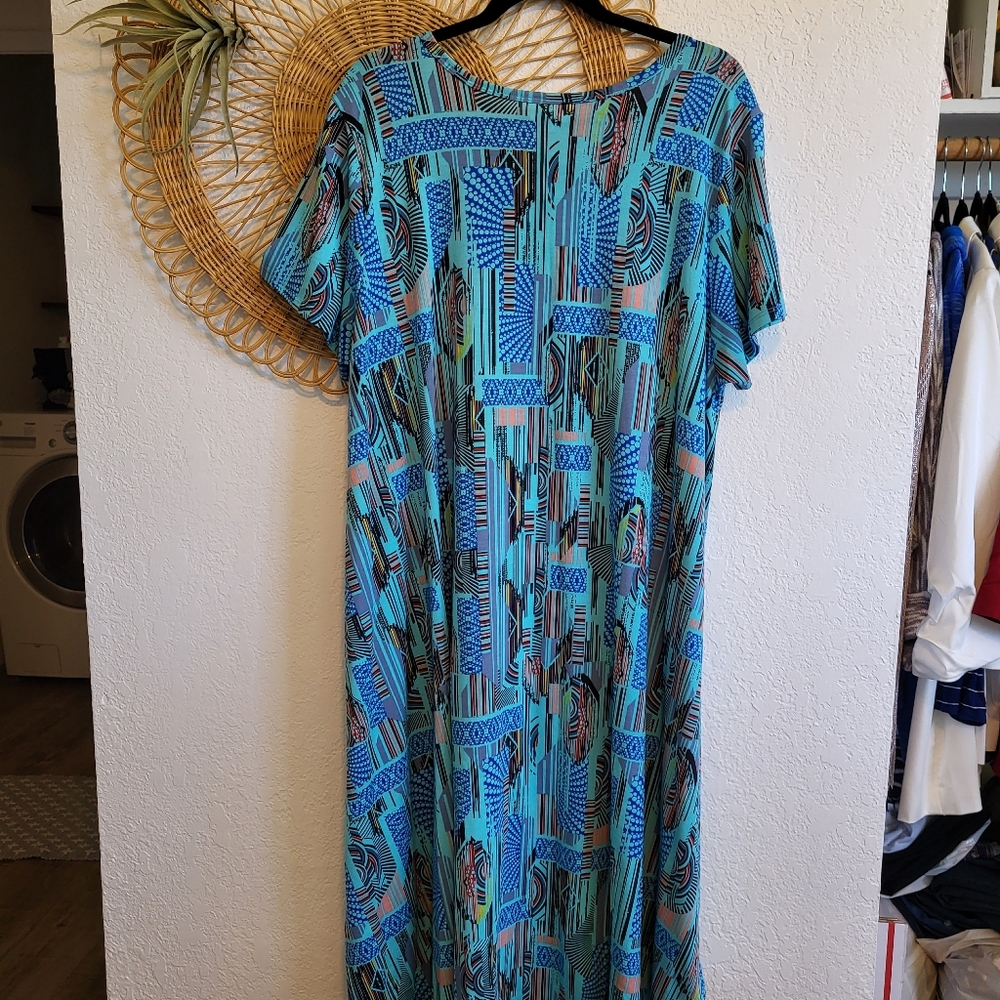 Cute LuLaRoe Dress Carly